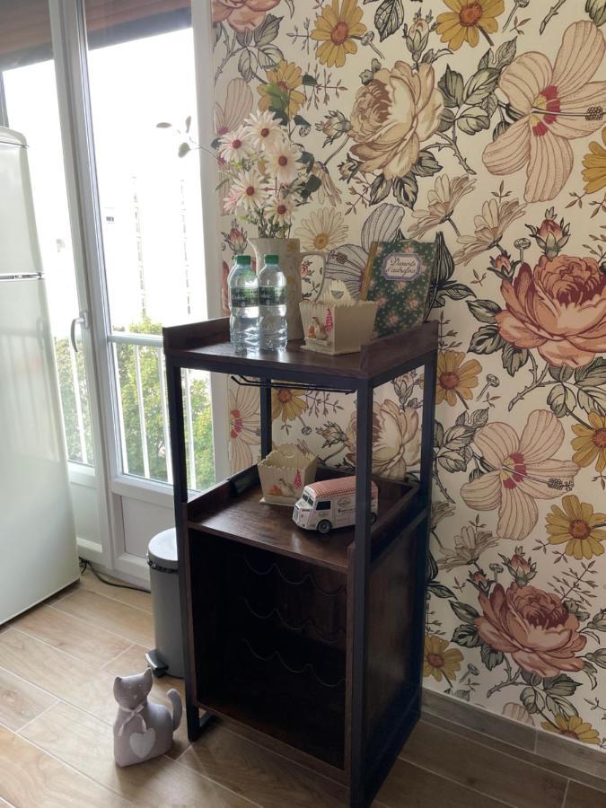 Rose Blossom Apartment In Paris 방브 외부 사진