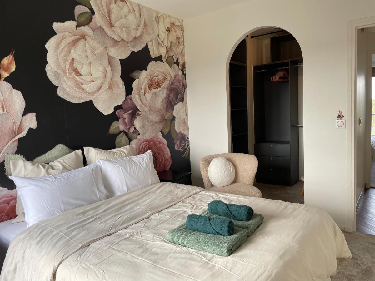 Rose Blossom Apartment In Paris 방브 외부 사진